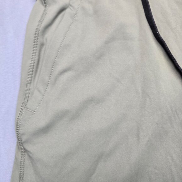 32 Degrees Cool Men’s Athletic Shorts – Size Medium - Picture 3 of 10